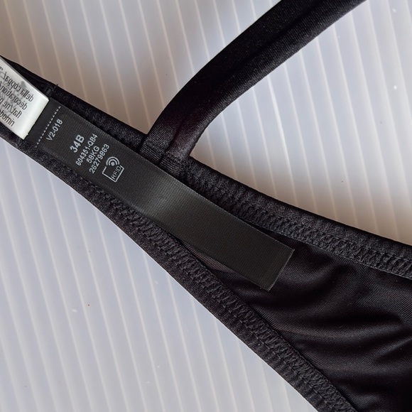 Victoria’s Secret Bombshell Push Up Shine Strap Swim Bikini Top - Picture 12 of 13